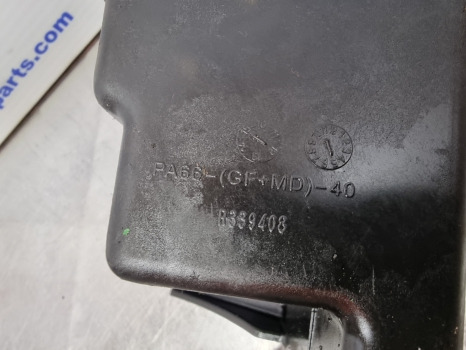 John Deere 6145r, 6r Series, Lube Transmission Oil Tube R339408 - صندوق التروس: صورة 4 John Deere 6145r, 6r Series, Lube Transmission Oil Tube R339408 - صندوق التروس: صورة 4