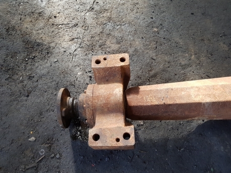 John Deere 6210r Front Axle Suspension Bracket L204767, L206438, L213495 - تعليق - جرار: صورة 2 John Deere 6210r Front Axle Suspension Bracket L204767, L206438, L213495 - تعليق - جرار: صورة 2