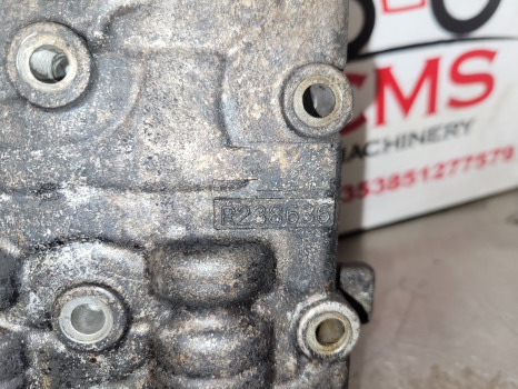 John Deere 6230, 6r, 6m Transmission Gearbox Housing R238636, L229509 - صندوق التروس: صورة 2 John Deere 6230, 6r, 6m Transmission Gearbox Housing R238636, L229509 - صندوق التروس: صورة 2