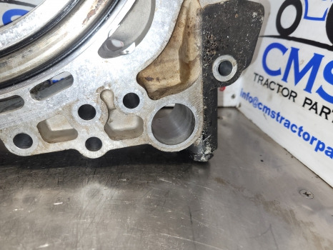 John Deere 6230, 6r, 6m Transmission Gearbox Housing R244123, R335705, Re335707 - صندوق التروس: صورة 3 John Deere 6230, 6r, 6m Transmission Gearbox Housing R244123, R335705, Re335707 - صندوق التروس: صورة 3