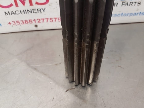 John Deere 6400, 6300 Serie Se Rear Axle Half Shaft Lhs Check Condition L77514 - نصف رمح - جرار: صورة 2 John Deere 6400, 6300 Serie Se Rear Axle Half Shaft Lhs Check Condition L77514 - نصف رمح - جرار: صورة 2