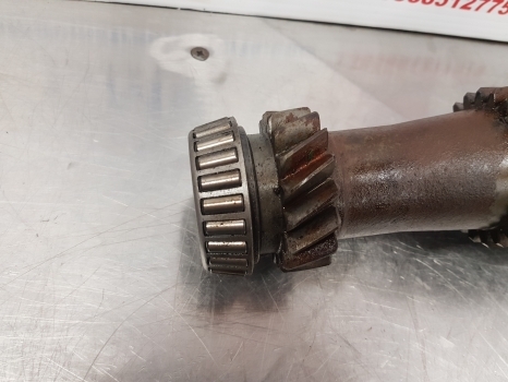 John Deere 6610, 6510, 6310, 6410transmission Drive Shaft 50km L112410 - نصف رمح - جرار: صورة 5 John Deere 6610, 6510, 6310, 6410transmission Drive Shaft 50km L112410 - نصف رمح - جرار: صورة 5