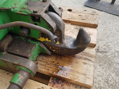 John Deere 6920, 6820, 6810, 6910 Pick Up Hitch Frame Al229594, Al220949 - قارنة توصيل هيدروليكي - الآلات الزراعية: صورة 2 John Deere 6920, 6820, 6810, 6910 Pick Up Hitch Frame Al229594, Al220949 - قارنة توصيل هيدروليكي - الآلات الزراعية: صورة 2