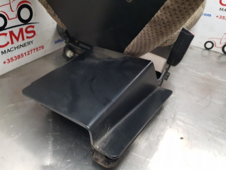 John Deere 6r Series 6145r, 6155r Passenger Seat Re318308, Bl15226, Al207225 - مقعد - الآلات الزراعية: صورة 2 John Deere 6r Series 6145r, 6155r Passenger Seat Re318308, Bl15226, Al207225 - مقعد - الآلات الزراعية: صورة 2