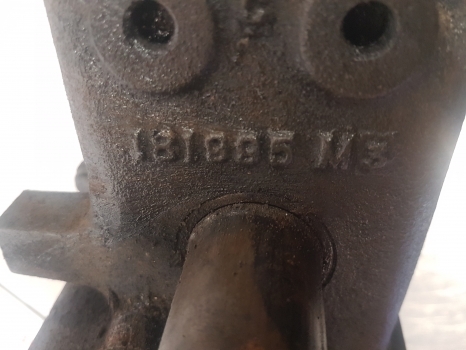 Massey Ferguson 135, 135, 165, 175, 185 Hydraulic Pump 10 Splines 1684582m92 - مضخة هيدروليكية - جرار: صورة 5 Massey Ferguson 135, 135, 165, 175, 185 Hydraulic Pump 10 Splines 1684582m92 - مضخة هيدروليكية - جرار: صورة 5