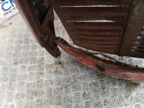 Massey Ferguson 35, 35x Bonnet, Hood Original 1884060m91, 826815m91, 826816m91 - غطاء محرك المركبة - جرار: صورة 4 Massey Ferguson 35, 35x Bonnet, Hood Original 1884060m91, 826815m91, 826816m91 - غطاء محرك المركبة - جرار: صورة 4