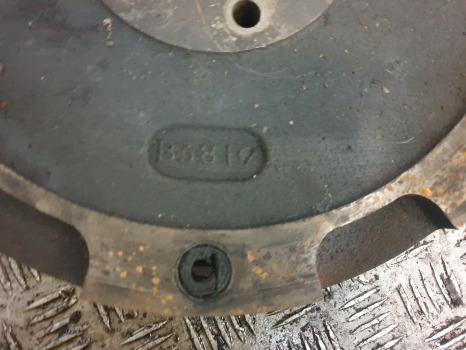 Massey Ferguson 50b Engine Flywheel 31215680 - دولاب الموازنة: صورة 3 Massey Ferguson 50b Engine Flywheel 31215680 - دولاب الموازنة: صورة 3
