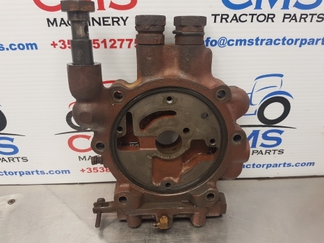 Massey Ferguson 50b Transmission Housing, Pump Housing Rcf7115b Mf - نقل الحركة - جرار: صورة 2 Massey Ferguson 50b Transmission Housing, Pump Housing Rcf7115b Mf - نقل الحركة - جرار: صورة 2