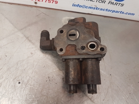 Massey Ferguson 5455 Hydraulic Pressure Valve Body 3794879m3 - صمام هيدروليكي - جرار: صورة 3 Massey Ferguson 5455 Hydraulic Pressure Valve Body 3794879m3 - صمام هيدروليكي - جرار: صورة 3