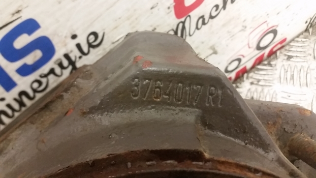 Massey Ferguson 6150, 6160 Swivel Housing Right 3764016m91, 3764017r1 - مفصل التوجيه - جرار: صورة 4 Massey Ferguson 6150, 6160 Swivel Housing Right 3764016m91, 3764017r1 - مفصل التوجيه - جرار: صورة 4