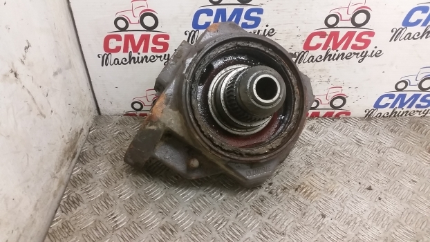 Massey Ferguson 6150, 6160 Swivel Housing Right 3764016m91, 3764017r1 - مفصل التوجيه - جرار: صورة 1 Massey Ferguson 6150, 6160 Swivel Housing Right 3764016m91, 3764017r1 - مفصل التوجيه - جرار: صورة 1