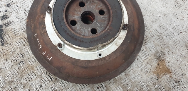 Massey Ferguson 6160, 6260, 3085 Flywheel Assy 3713969m92, 1619032m1, 3714122m4 - دولاب الموازنة - جرار: صورة 4 Massey Ferguson 6160, 6260, 3085 Flywheel Assy 3713969m92, 1619032m1, 3714122m4 - دولاب الموازنة - جرار: صورة 4