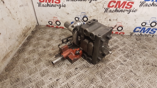 Massey Ferguson 690, 699, 590, 575 Hydraulic Lift Pump 1665610m2, 1675125m92 - مضخة هيدروليكية - جرار: صورة 3 Massey Ferguson 690, 699, 590, 575 Hydraulic Lift Pump 1665610m2, 1675125m92 - مضخة هيدروليكية - جرار: صورة 3