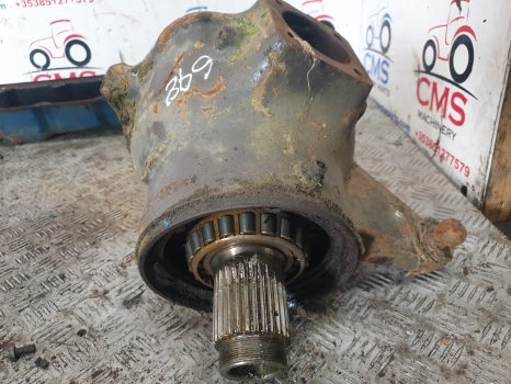 Massey Ferguson 699, 698 Front Swivel Housing Spindle Rhs 3426051m3 - مفصل التوجيه - جرار: صورة 2 Massey Ferguson 699, 698 Front Swivel Housing Spindle Rhs 3426051m3 - مفصل التوجيه - جرار: صورة 2