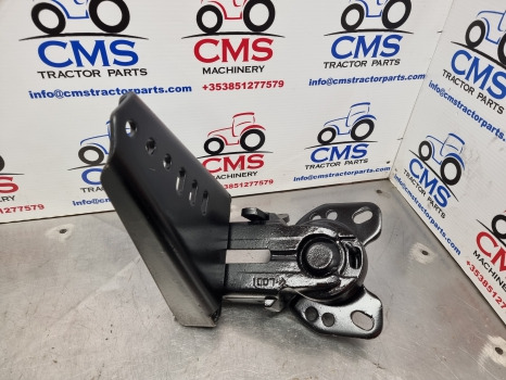 Massey Ferguson 7719, Claas, Mf, Front Mudguard Bracket Kit Rh 4273671m1 - رفرف المركبة: صورة 2 Massey Ferguson 7719, Claas, Mf, Front Mudguard Bracket Kit Rh 4273671m1 - رفرف المركبة: صورة 2
