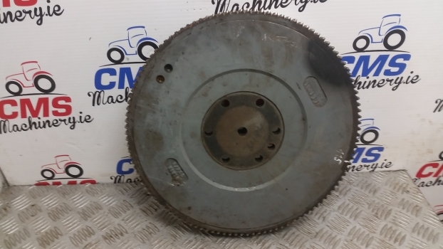 Massey Ferguson Flywheel Assembly With Ring Gear 0410236, 3121h002 - دولاب الموازنة - جرار: صورة 1 Massey Ferguson Flywheel Assembly With Ring Gear 0410236, 3121h002 - دولاب الموازنة - جرار: صورة 1