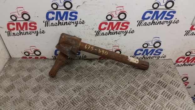 Massey Ferguson Steering Spindle 100, 200, 500, 600 Series 897475m96 897475m95 - مفصل التوجيه - جرار: صورة 2 Massey Ferguson Steering Spindle 100, 200, 500, 600 Series 897475m96 897475m95 - مفصل التوجيه - جرار: صورة 2