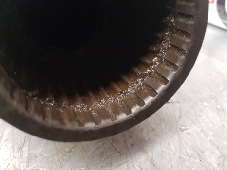 Mccormick Mc Case Maxxum Mx, Mxc Series Mx110 Maxxum Pto Drive Shaft 1341299c2 - نصف رمح - جرار: صورة 3 Mccormick Mc Case Maxxum Mx, Mxc Series Mx110 Maxxum Pto Drive Shaft 1341299c2 - نصف رمح - جرار: صورة 3