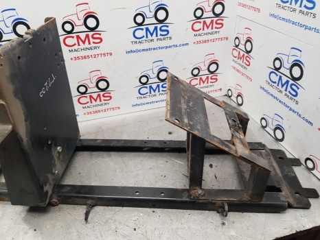 New Holland Case Puma 145, T7.200 Hood Support Assy 84337706, 84485123, 84268312 - غطاء محرك المركبة - جرار: صورة 3 New Holland Case Puma 145, T7.200 Hood Support Assy 84337706, 84485123, 84268312 - غطاء محرك المركبة - جرار: صورة 3