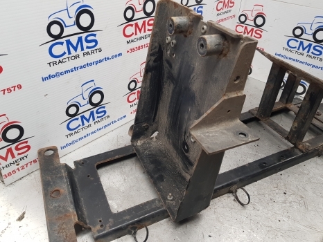 New Holland Case Puma 145, T7.200 Hood Support Assy 84337706, 84485123, 84268312 - غطاء محرك المركبة - جرار: صورة 2 New Holland Case Puma 145, T7.200 Hood Support Assy 84337706, 84485123, 84268312 - غطاء محرك المركبة - جرار: صورة 2