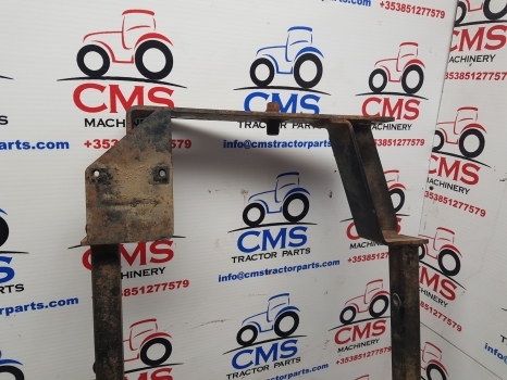 New Holland Case Puma T6000, T7 T7.200 Hood Bonnet Support 84148993, 84355109 - غطاء محرك المركبة - جرار: صورة 3 New Holland Case Puma T6000, T7 T7.200 Hood Bonnet Support 84148993, 84355109 - غطاء محرك المركبة - جرار: صورة 3