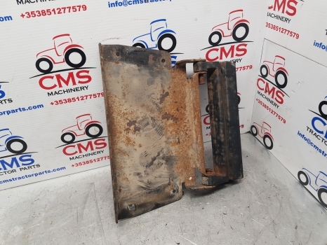 New Holland Case Puma T6000, T7 T7.200 Hood Bonnet Support 84153356, 87353681 - غطاء محرك المركبة - جرار: صورة 4 New Holland Case Puma T6000, T7 T7.200 Hood Bonnet Support 84153356, 87353681 - غطاء محرك المركبة - جرار: صورة 4