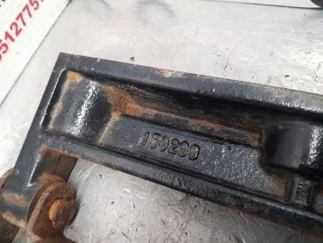 New Holland Case Puma T6000, T7 T7.200 Hood Bonnet Support 84153356, 87353681 - غطاء محرك المركبة - جرار: صورة 2 New Holland Case Puma T6000, T7 T7.200 Hood Bonnet Support 84153356, 87353681 - غطاء محرك المركبة - جرار: صورة 2