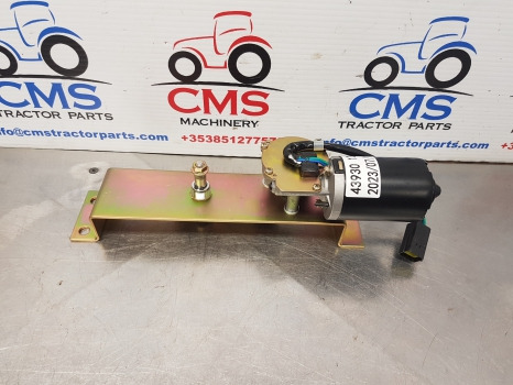 New Holland Case, Tsa, T6000, T7 Case, Wiper Motor Front Brand New 82032050 - مساحة الزجاج الأمامي - الآلات الزراعية: صورة 1 New Holland Case, Tsa, T6000, T7 Case, Wiper Motor Front Brand New 82032050 - مساحة الزجاج الأمامي - الآلات الزراعية: صورة 1