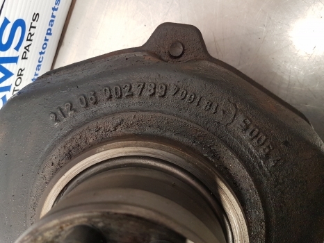 New Holland Lm435a, Mlt 634-120 Swivel Housing Front Rhs Rear Lhs 212.06.002.789 - مفصل التوجيه - رافعة تلسكوبية: صورة 4 New Holland Lm435a, Mlt 634-120 Swivel Housing Front Rhs Rear Lhs 212.06.002.789 - مفصل التوجيه - رافعة تلسكوبية: صورة 4