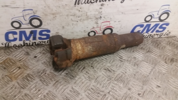 New Holland T5.100, T5.110, T5.120 4wd Propeller Shaft 47643626 - عمود الكردان - جرار: صورة 4 New Holland T5.100, T5.110, T5.120 4wd Propeller Shaft 47643626 - عمود الكردان - جرار: صورة 4