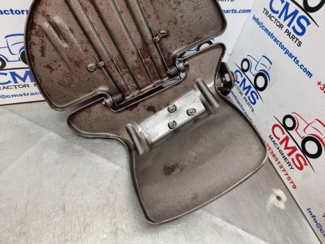 New Holland T5.120, T4, T5 Series Driver Passenger Seat, Frame 48107211 - مقعد - الآلات الزراعية: صورة 4 New Holland T5.120, T4, T5 Series Driver Passenger Seat, Frame 48107211 - مقعد - الآلات الزراعية: صورة 4
