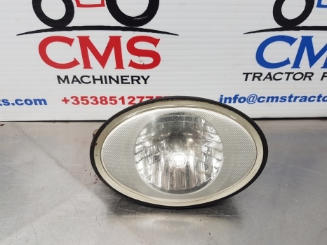 New Holland T5.95, T5, T4 Work Lamp Rhs 84279202 - أضواء/ إضاءة - جرار: صورة 1 New Holland T5.95, T5, T4 Work Lamp Rhs 84279202 - أضواء/ إضاءة - جرار: صورة 1