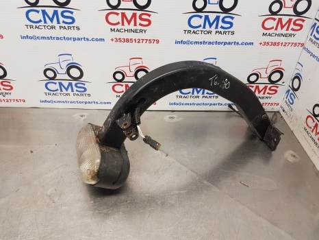 New Holland T6.180, Case Maxxum 115 Front Indicator Light Support Rhs 47705340 - أضواء/ إضاءة - جرار: صورة 2 New Holland T6.180, Case Maxxum 115 Front Indicator Light Support Rhs 47705340 - أضواء/ إضاءة - جرار: صورة 2