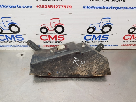 New Holland T6010, T6000, T7000,t7,tail Light With Support Rh 82032772, 87747246 - أضواء/ إضاءة: صورة 3 New Holland T6010, T6000, T7000,t7,tail Light With Support Rh 82032772, 87747246 - أضواء/ إضاءة: صورة 3