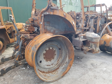 محرك New Holland T7.260 Front, Rear Axle, Engine, Pto, Hydraulic, Linkage Parts: صورة 9