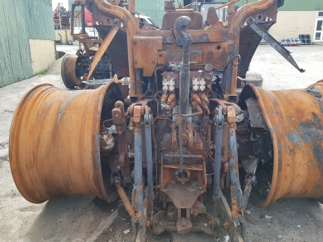 محرك New Holland T7.260 Front, Rear Axle, Engine, Pto, Hydraulic, Linkage Parts: صورة 7