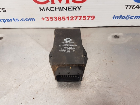 New Holland T7040, T7000, Tsa, Mxm, Mxu, Maxxum, Flasher Unit 87373529 - النظام الكهربائي - الآلات الزراعية: صورة 1 New Holland T7040, T7000, Tsa, Mxm, Mxu, Maxxum, Flasher Unit 87373529 - النظام الكهربائي - الآلات الزراعية: صورة 1