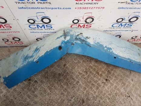 New Holland Tm, Ts, Tl, 40, 60, 35 Series. Mudguard Fender Lhs 82007488 - رفرف المركبة - جرار: صورة 4 New Holland Tm, Ts, Tl, 40, 60, 35 Series. Mudguard Fender Lhs 82007488 - رفرف المركبة - جرار: صورة 4
