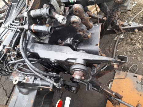 Valtra 6400, 6100, 6200, 6300 Crossshaft Arm Lhs V33333500, Tb0562 - تعليق: صورة 1 Valtra 6400, 6100, 6200, 6300 Crossshaft Arm Lhs V33333500, Tb0562 - تعليق: صورة 1
