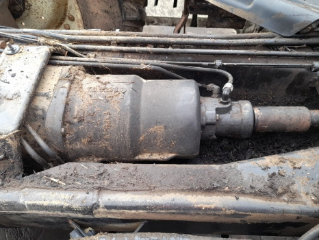 Valtra 6400 Transmission Gearbox Complete - صندوق التروس - جرار: صورة 1 Valtra 6400 Transmission Gearbox Complete - صندوق التروس - جرار: صورة 1