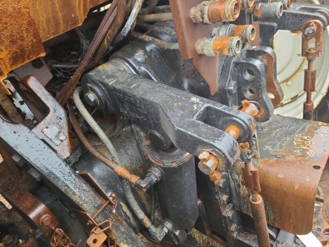 Valtra S230, S240, S260, S280 Crossshaft Arm Lhs Tbo 308, V34003700 - تعليق: صورة 1 Valtra S230, S240, S260, S280 Crossshaft Arm Lhs Tbo 308, V34003700 - تعليق: صورة 1