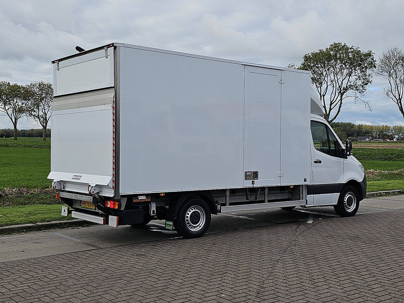 Mercedes-Benz Sprinter 314 Bakwagen Laadklep! - شاحنة مغلقة الصندوق: صورة 3 Mercedes-Benz Sprinter 314 Bakwagen Laadklep! - شاحنة مغلقة الصندوق: صورة 3