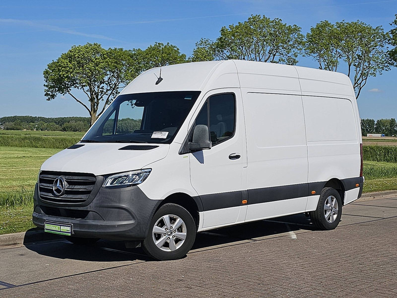 Mercedes-Benz Sprinter 316 CDI AUT. L2H2 LED - فان المدمجة: صورة 2 Mercedes-Benz Sprinter 316 CDI AUT. L2H2 LED - فان المدمجة: صورة 2