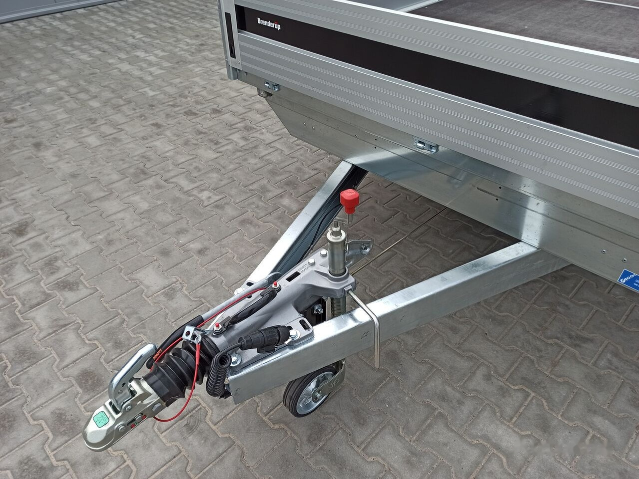 Brenderup 5420W ATB przyczepa skrzyniowa 3,5T DMC 417 x 203 cm najazdy - مقطورات مسطحة: صورة 5 Brenderup 5420W ATB przyczepa skrzyniowa 3,5T DMC 417 x 203 cm najazdy - مقطورات مسطحة: صورة 5