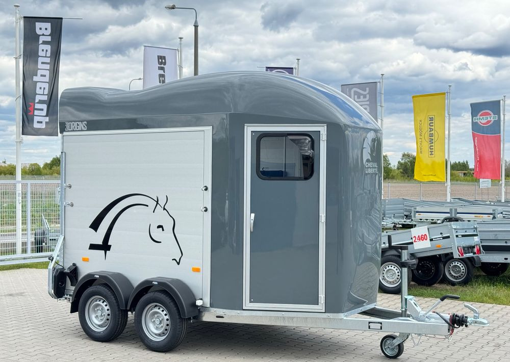 CHEVAL LIBERTÉ Gold Orgin ALU + siodlarnia - do przewozu 2 koni | 2000 kg - عربة نقل خيل: صورة 3 CHEVAL LIBERTÉ Gold Orgin ALU + siodlarnia - do przewozu 2 koni | 2000 kg - عربة نقل خيل: صورة 3