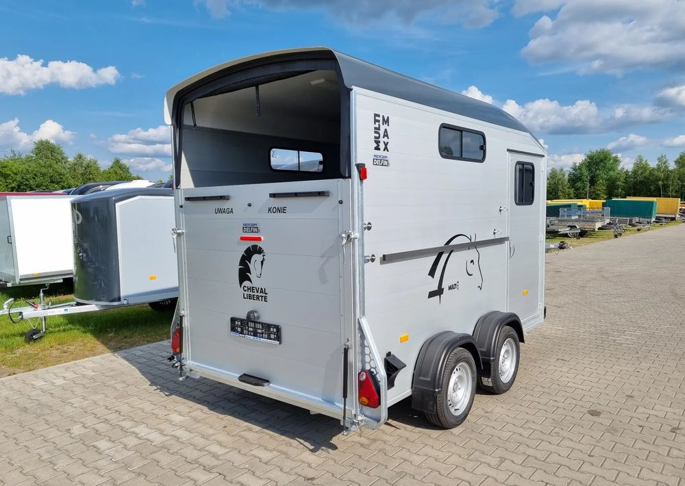Cheval Liberte Multimax przyczepa na dwa konie | duża siodlarnia | drzwi boczne | 2600 kg DMC | 380×181 cm | ALUMINIOWA | Debon | dostawa | mocna i solidna | - عربة نقل خيل: صورة 4 Cheval Liberte Multimax przyczepa na dwa konie | duża siodlarnia | drzwi boczne | 2600 kg DMC | 380×181 cm | ALUMINIOWA | Debon | dostawa | mocna i solidna | - عربة نقل خيل: صورة 4