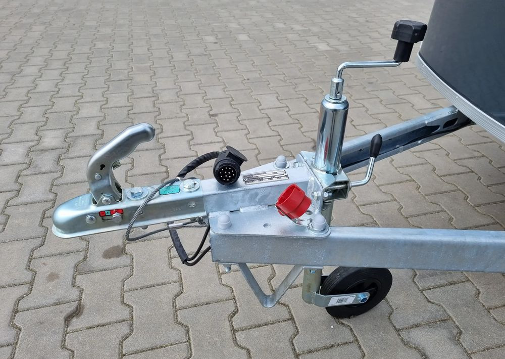 Debon C255SF PPL + drzwi boczne - مقطورة صندوق مغلق: صورة 5 Debon C255SF PPL + drzwi boczne - مقطورة صندوق مغلق: صورة 5