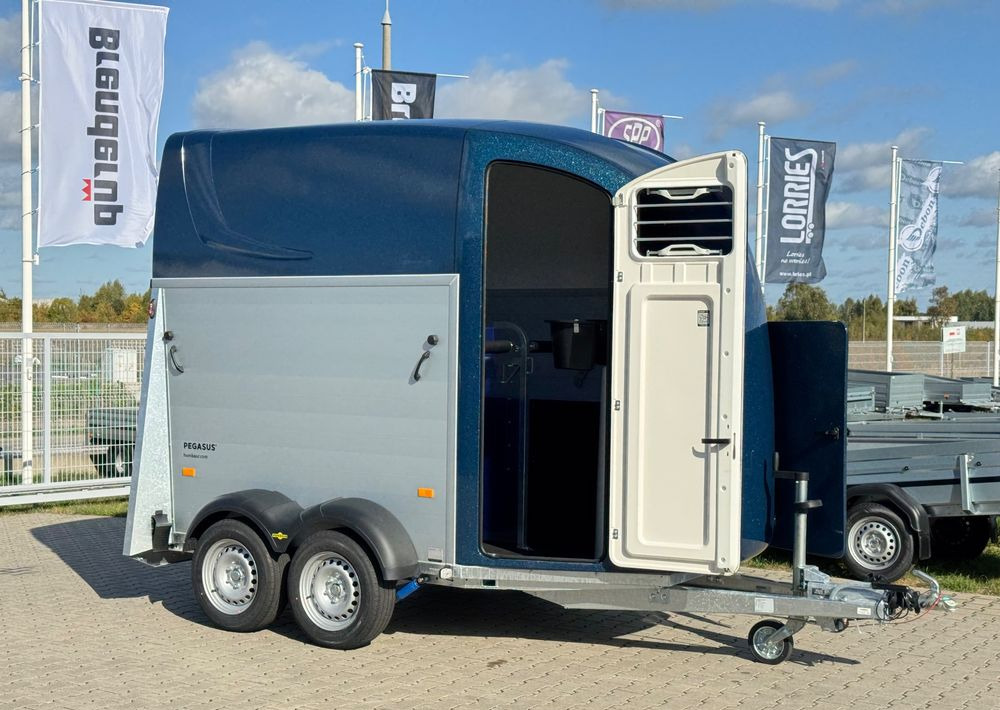 HUMBAUR Pegasus 2400 | siodlarnia, DMC 2400kg, przyczepa do przewozu 2 koni - عربة نقل خيل: صورة 2 HUMBAUR Pegasus 2400 | siodlarnia, DMC 2400kg, przyczepa do przewozu 2 koni - عربة نقل خيل: صورة 2