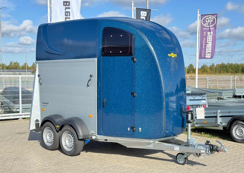 HUMBAUR Pegasus 2400 | siodlarnia, DMC 2400kg, przyczepa do przewozu 2 koni - عربة نقل خيل: صورة 1 HUMBAUR Pegasus 2400 | siodlarnia, DMC 2400kg, przyczepa do przewozu 2 koni - عربة نقل خيل: صورة 1