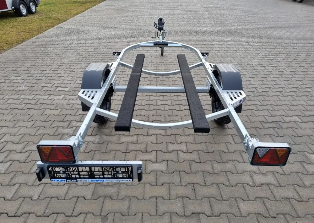 Lorries Lorries PP75-4816 - مقطورة القارب: صورة 4 Lorries Lorries PP75-4816 - مقطورة القارب: صورة 4